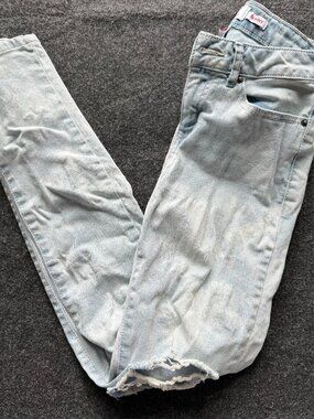 Bongo Light Wash Distressed Floral Skinny Jeans Size 2